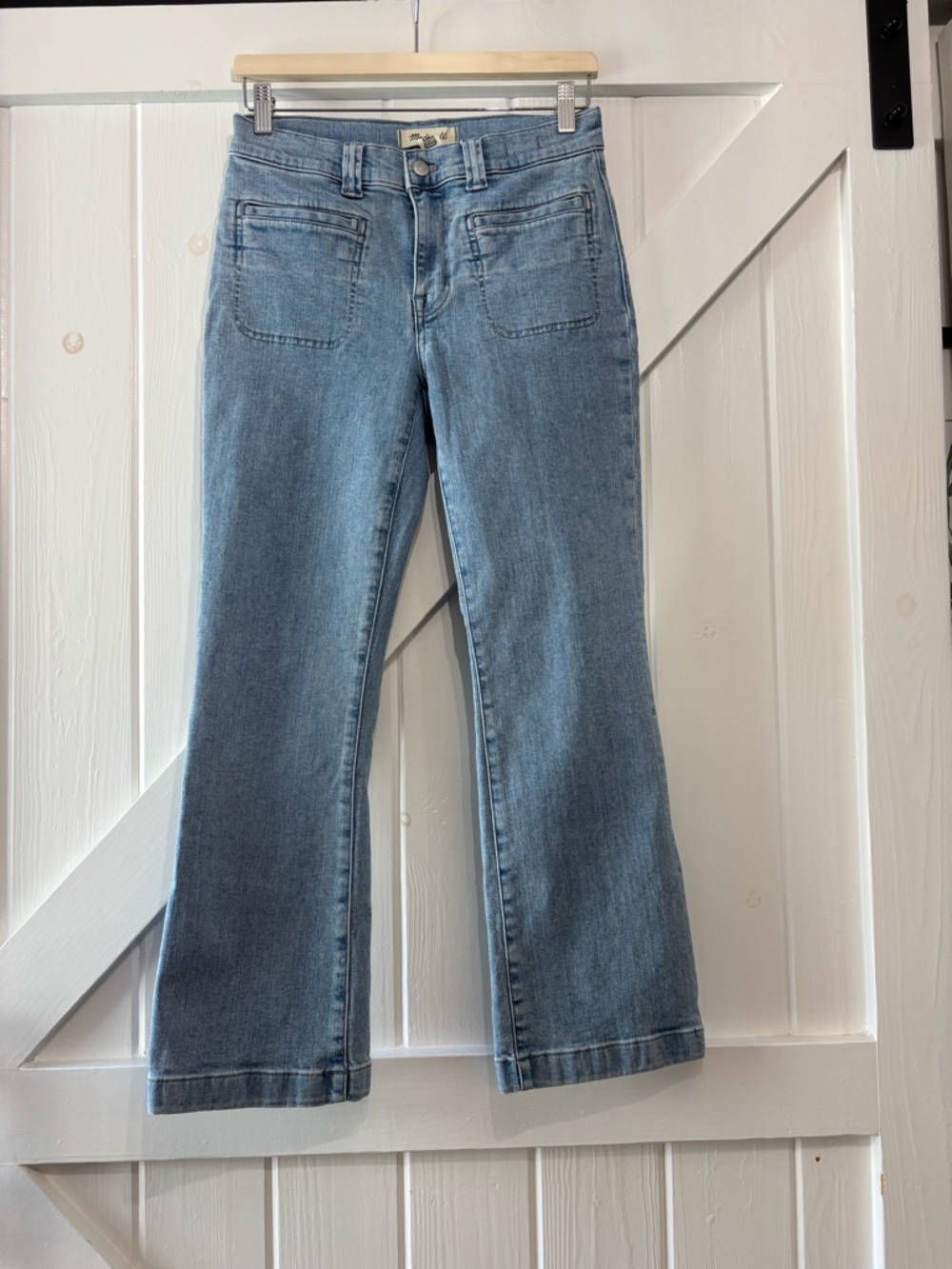 Madewell Mid Rise Kick Out Women’s Light Blue Flare Jeans Size 27 - Picture 2 of 8